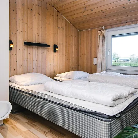 12 Person In Holiday home *