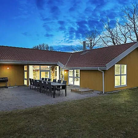 4 Star Holiday Home In Nordborg בית נופש *